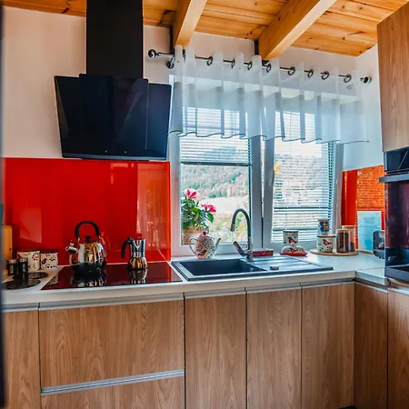 Forrest House Jacuzzi & Sauna Landhuis