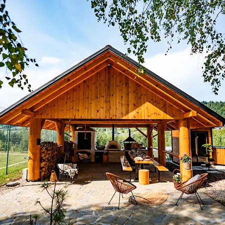 Gospodarstwo wiejskie Forrest House Jacuzzi & Sauna