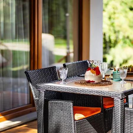 Forrest House Jacuzzi & Sauna Gospodarstwo wiejskie Jasienica (Lesser Poland)