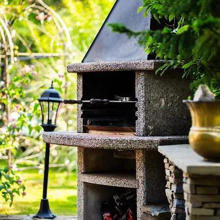 Gospodarstwo wiejskie Forrest House Jacuzzi & Sauna