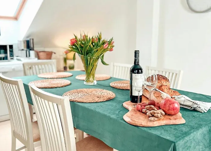 Forrest House Jacuzzi & Sauna