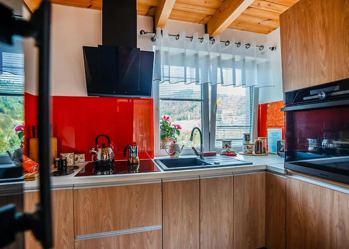 Forrest House Jacuzzi & Sauna カントリーハウス