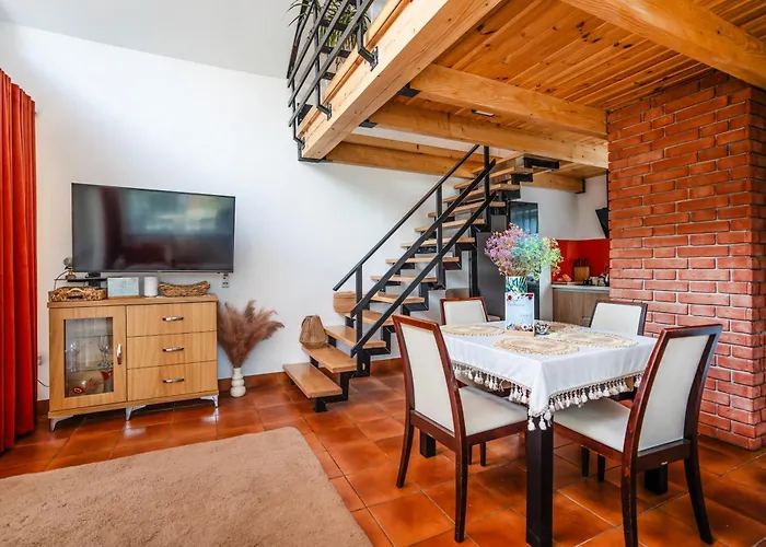 カントリーハウス Forrest House Jacuzzi & Sauna *