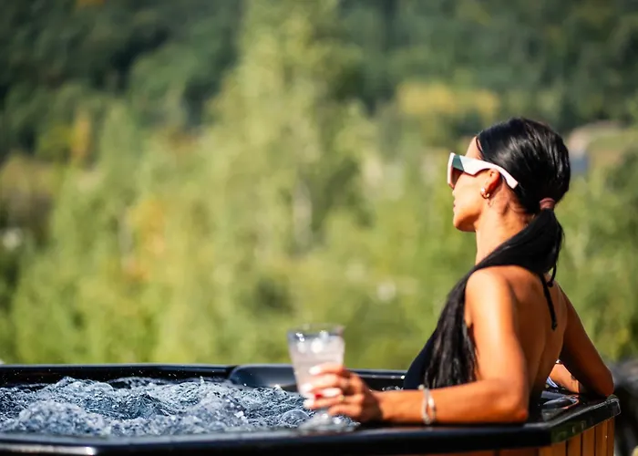 Летний дом Forrest House Jacuzzi & Sauna Jasienica (Lesser Poland)